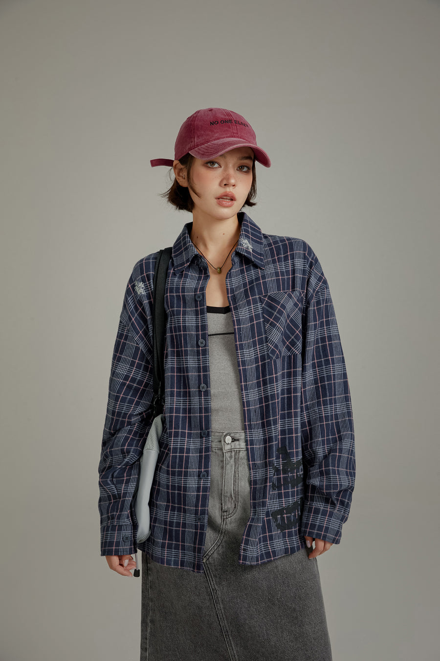 CHUU Back Logo Checked Loose Fit Shirt