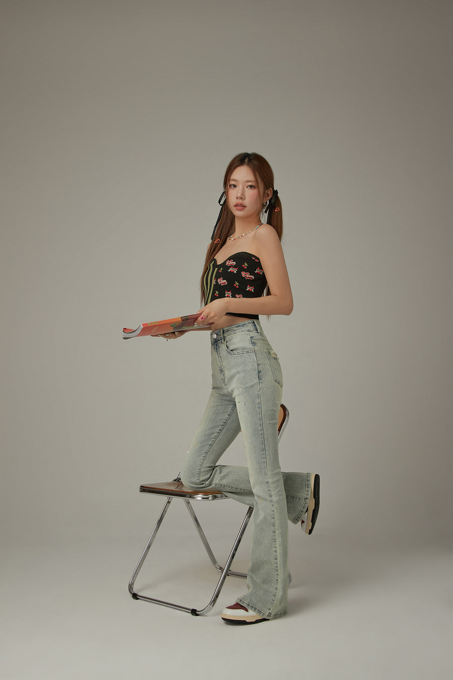 CHUU Color Semi Bootcut Jeans