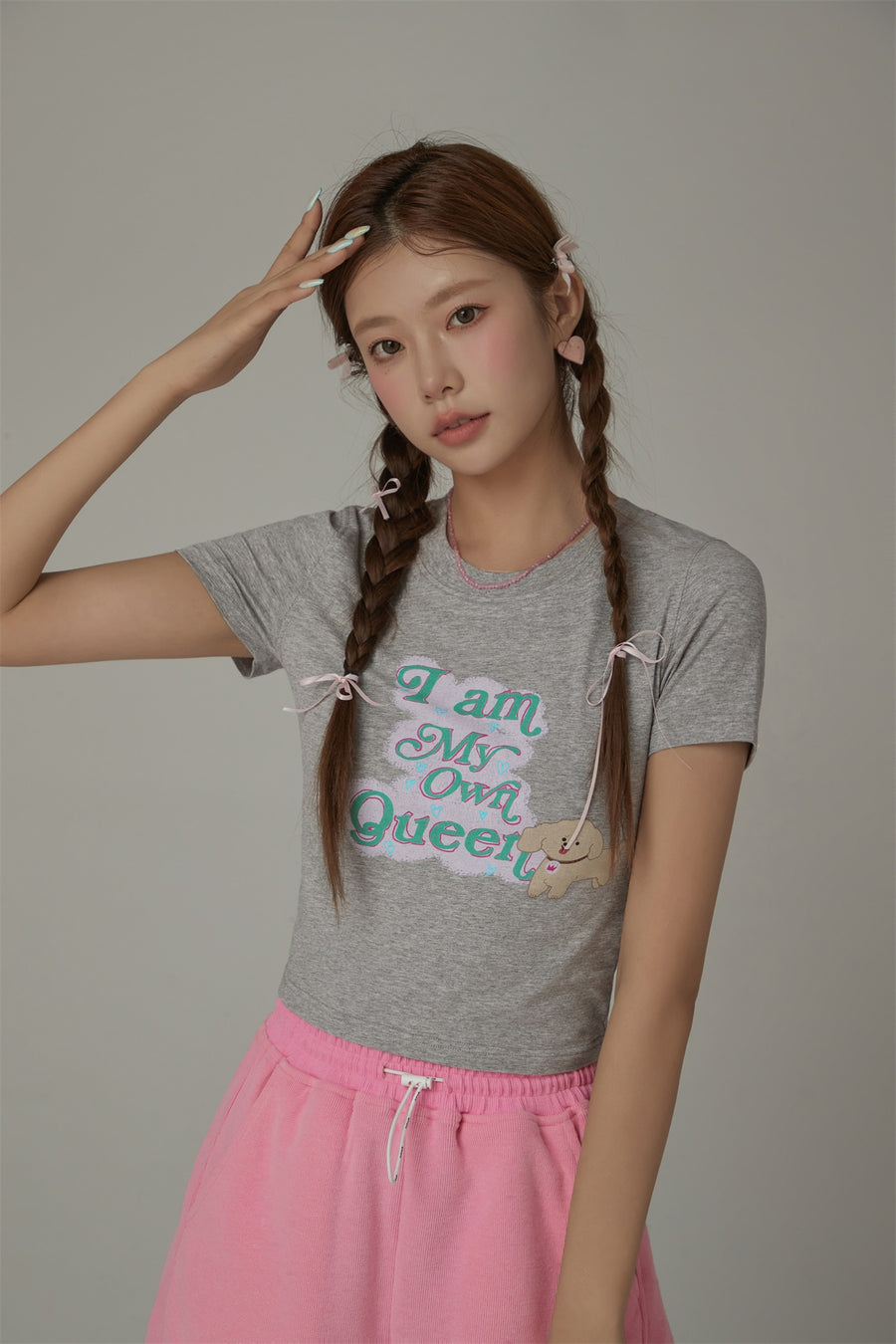 CHUU My Own Queen Printed Short Sleeve Slim T-Shirt