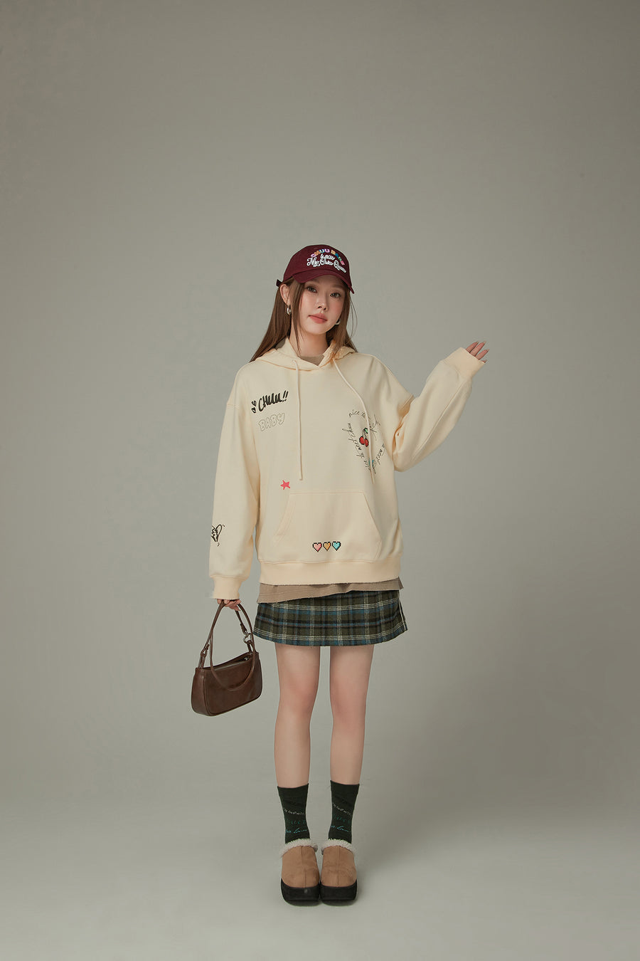 CHUU Printed Heart Boxy T-Shirt