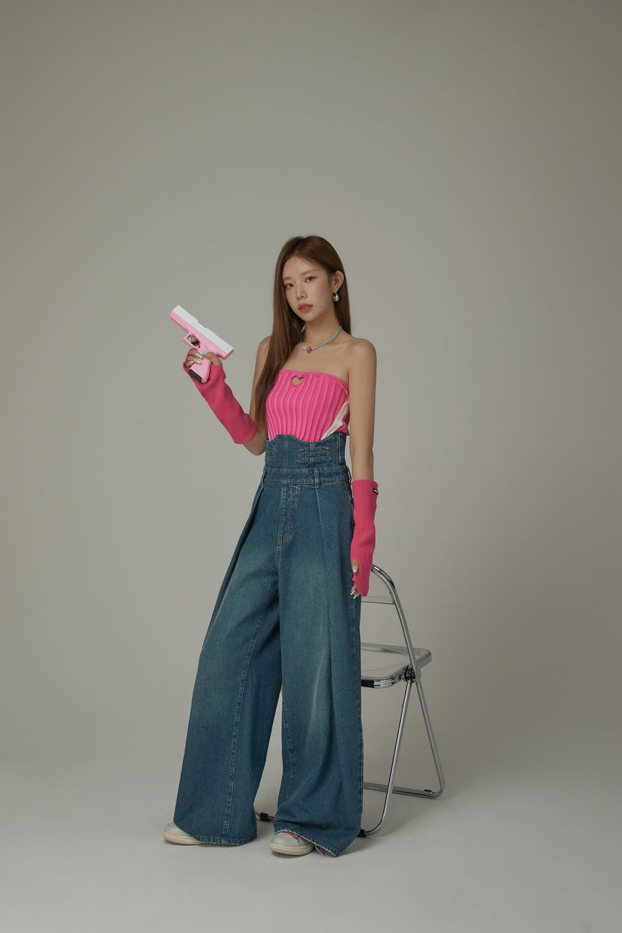 CHUU Ultra High Waist Pintuck Wide Denim Jeans