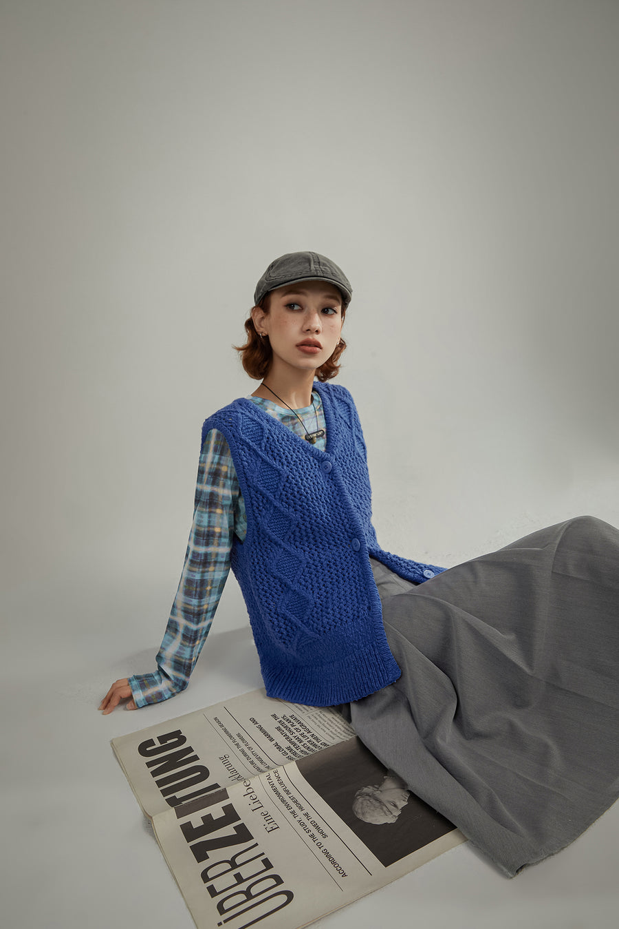 CHUU V-Neck Button Knit Vest