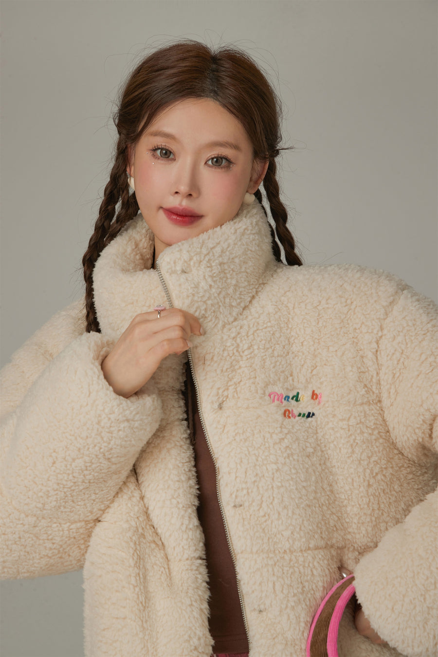 CHUU Rainbow Logo Fleece Zip-Up Jacket