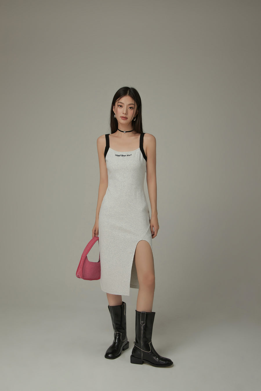 CHUU Slit Sleeveless Long Dress