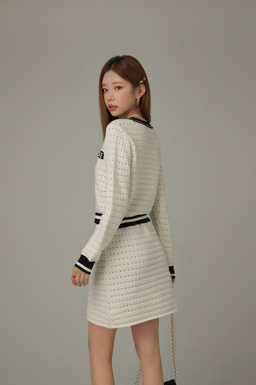 CHUU Lettering Color Combination Cardigan