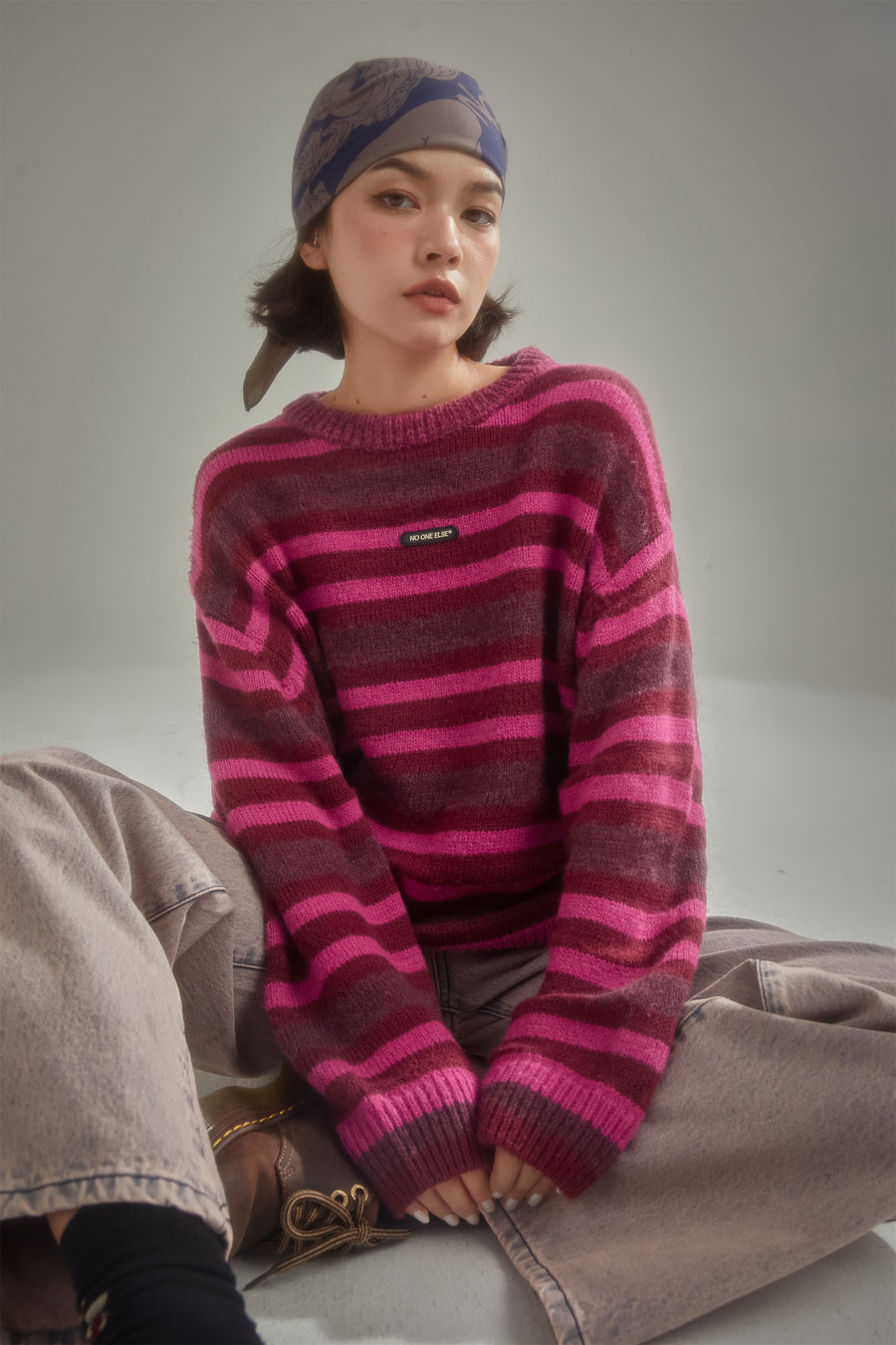 CHUU Back Slit Striped Knit Sweater