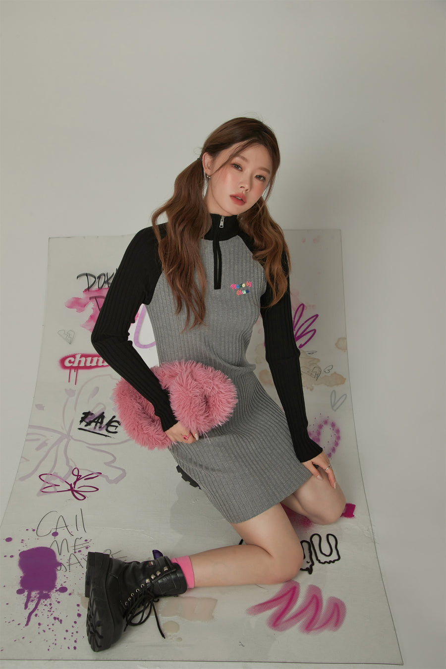 CHUU Color Matching Half Zip-Up Dress