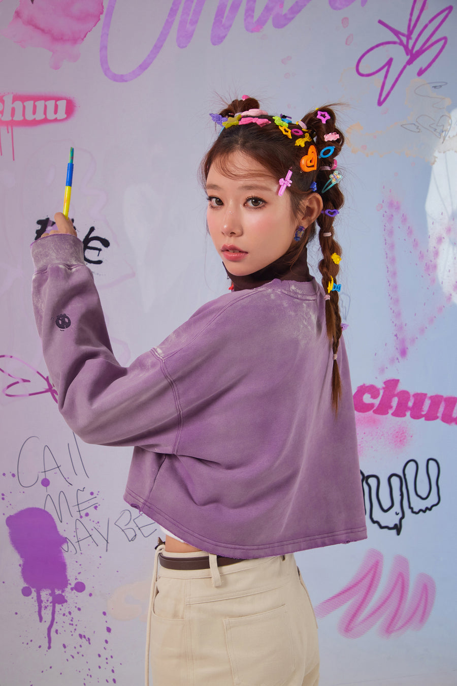 CHUU Witch Cat Color Sweatshirt