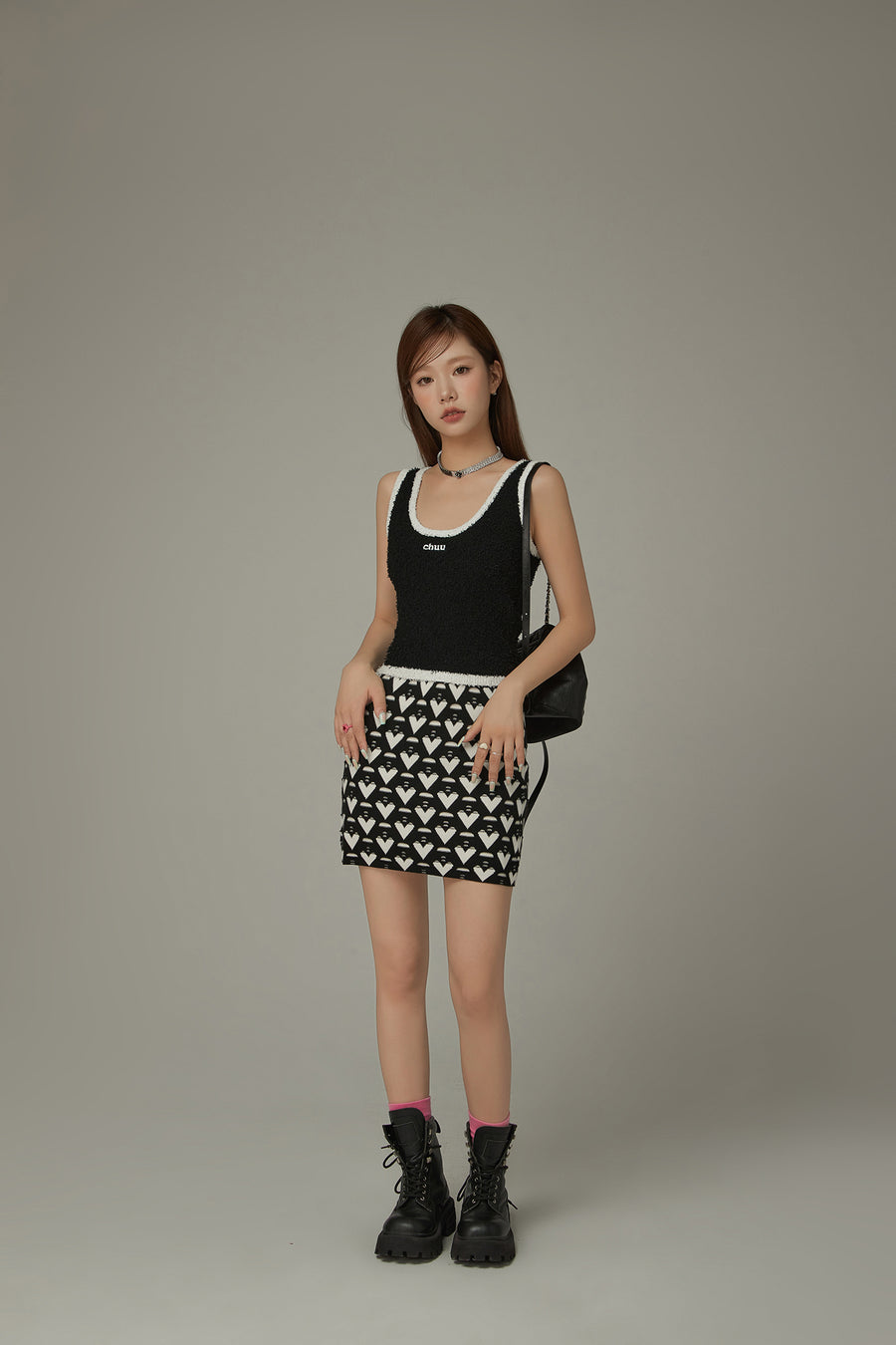 CHUU Fuzzy Line Color Scheme Sleeveless Top