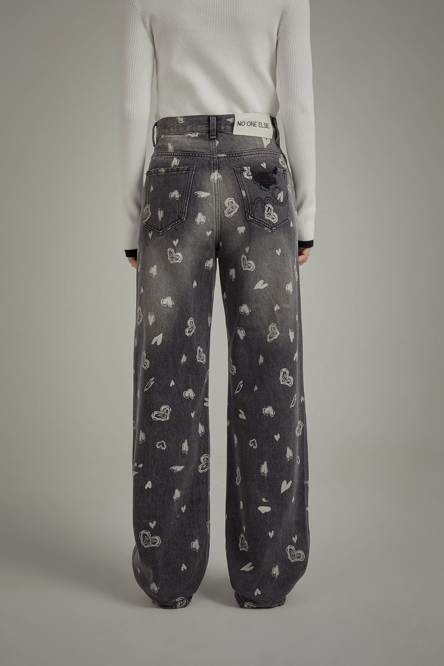 CHUU Heart Pattern Wide Denim Jeans