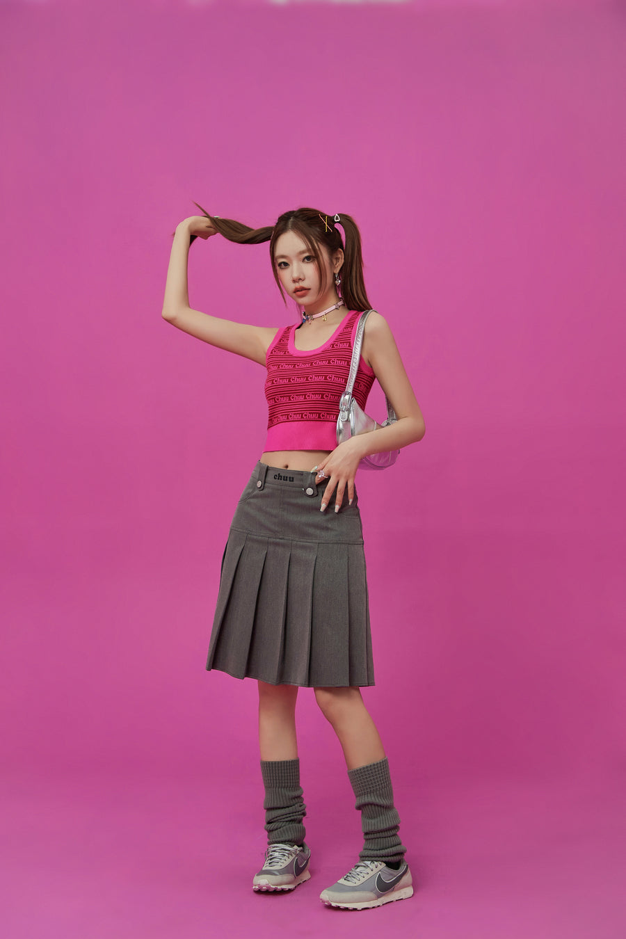 CHUU Logo Lettering Knit Sleeveless Top