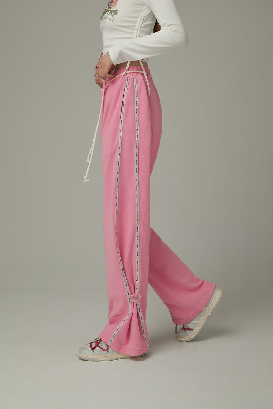 CHUU String Wide Sporty Pants