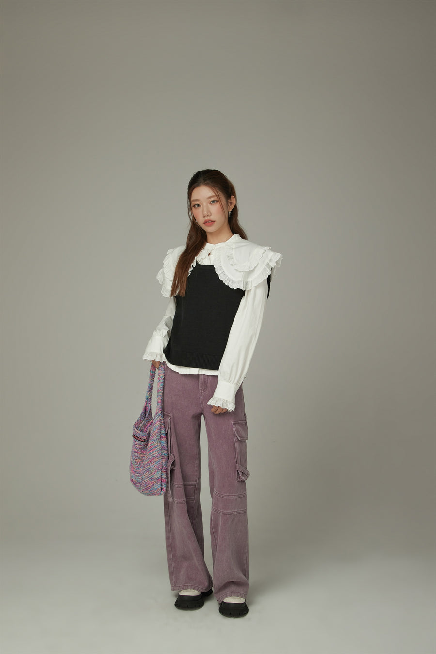 CHUU Rabbit Embroidery Knit Vest