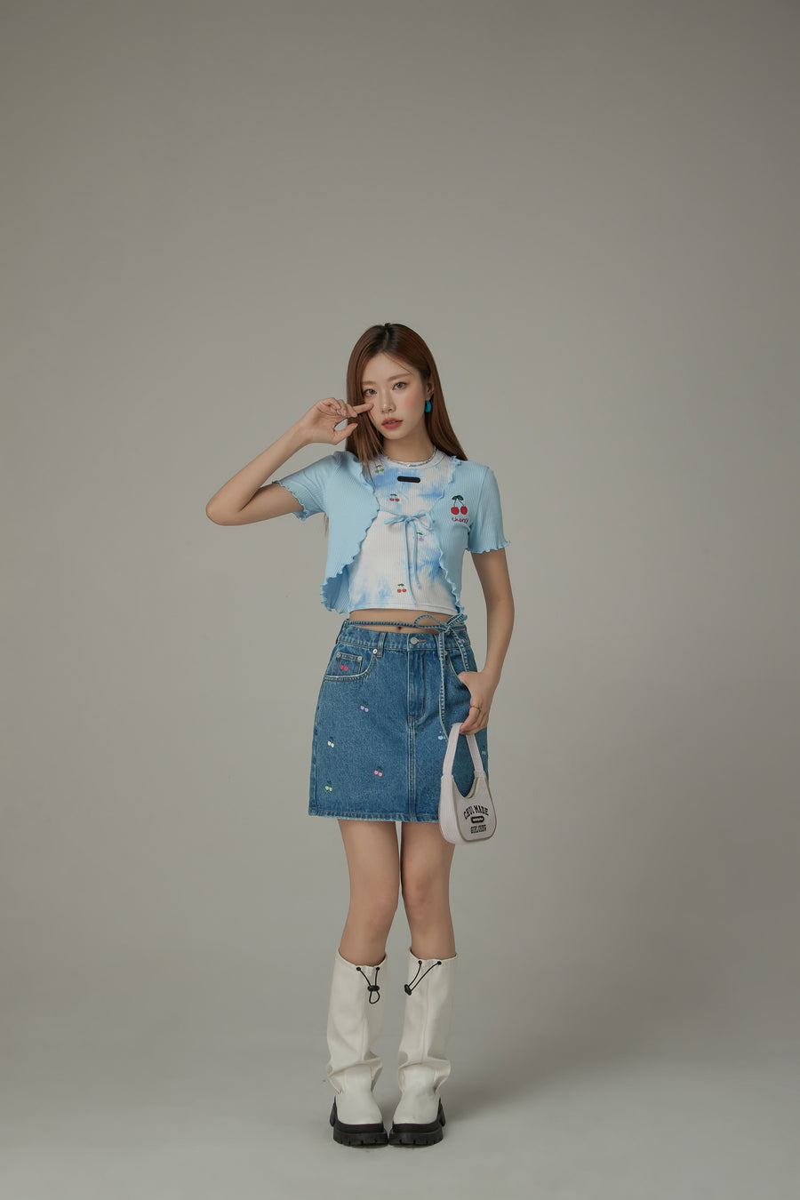 CHUU Multi Color Cherry Ribbon Tie Denim Mini Skirt