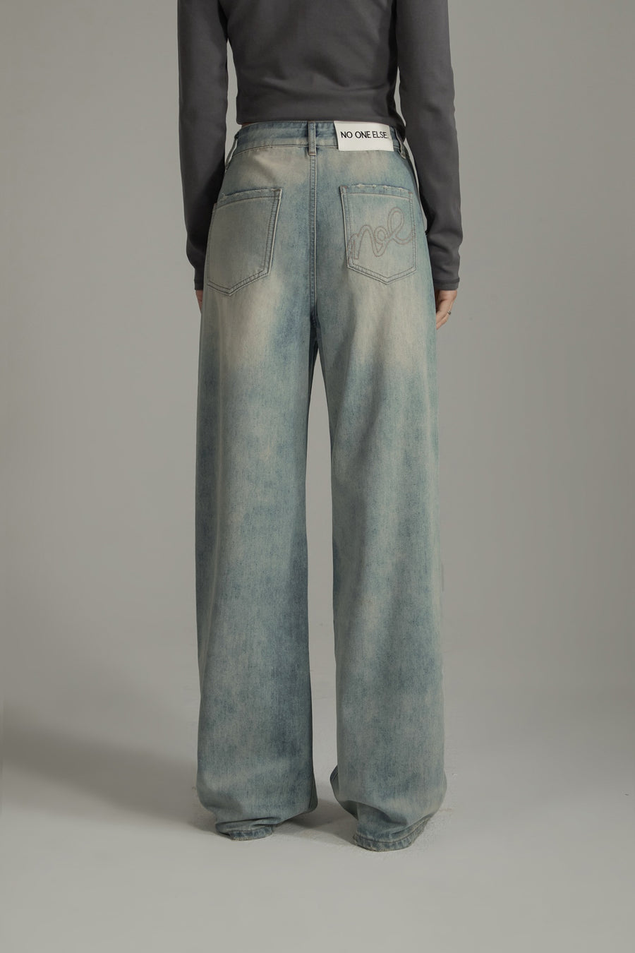 CHUU Washed Wide Pocket Denim Jeans