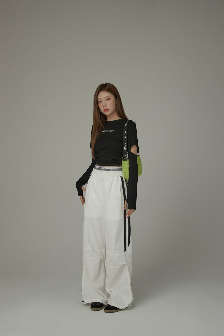 CHUU Waist Shirring Cutout Sleeves Top