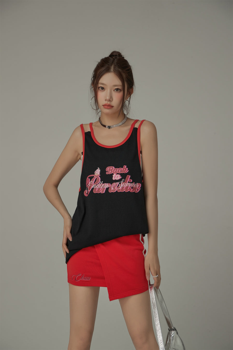 CHUU Back To Paradise Colorblocked Letter Printed Sleeveless T-Shirt