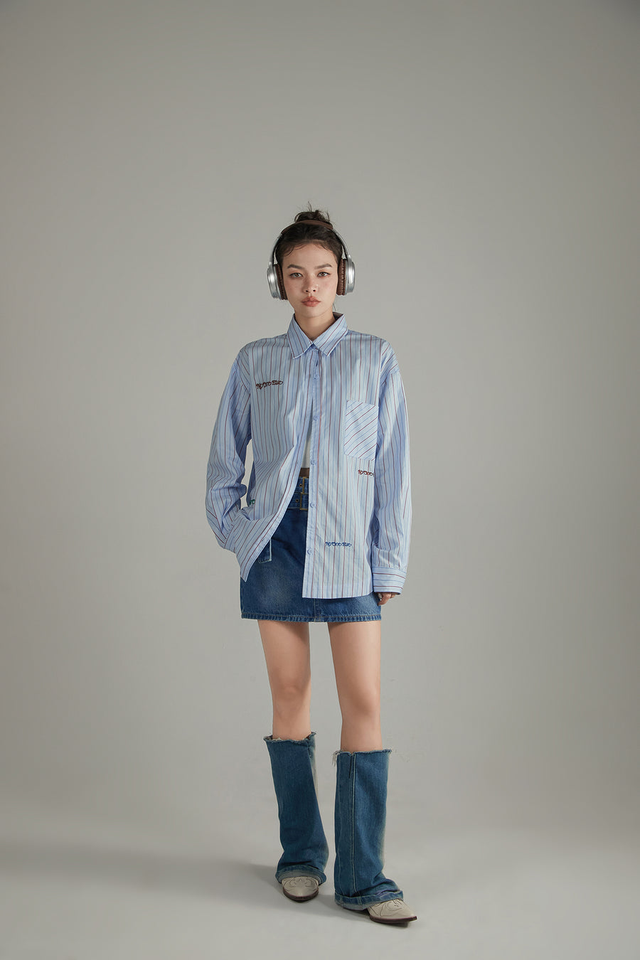 CHUU Embroidered Striped Basic Shirt