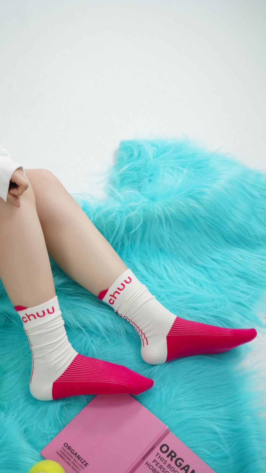 CHUU Logo Color Ribbed High Socks