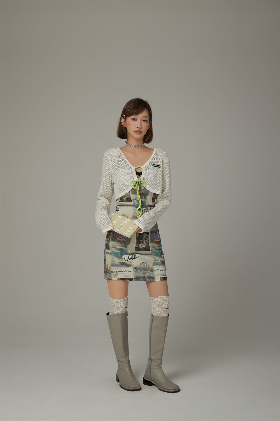 CHUU Logo Newspaper V-Neck Strap Mini Dress
