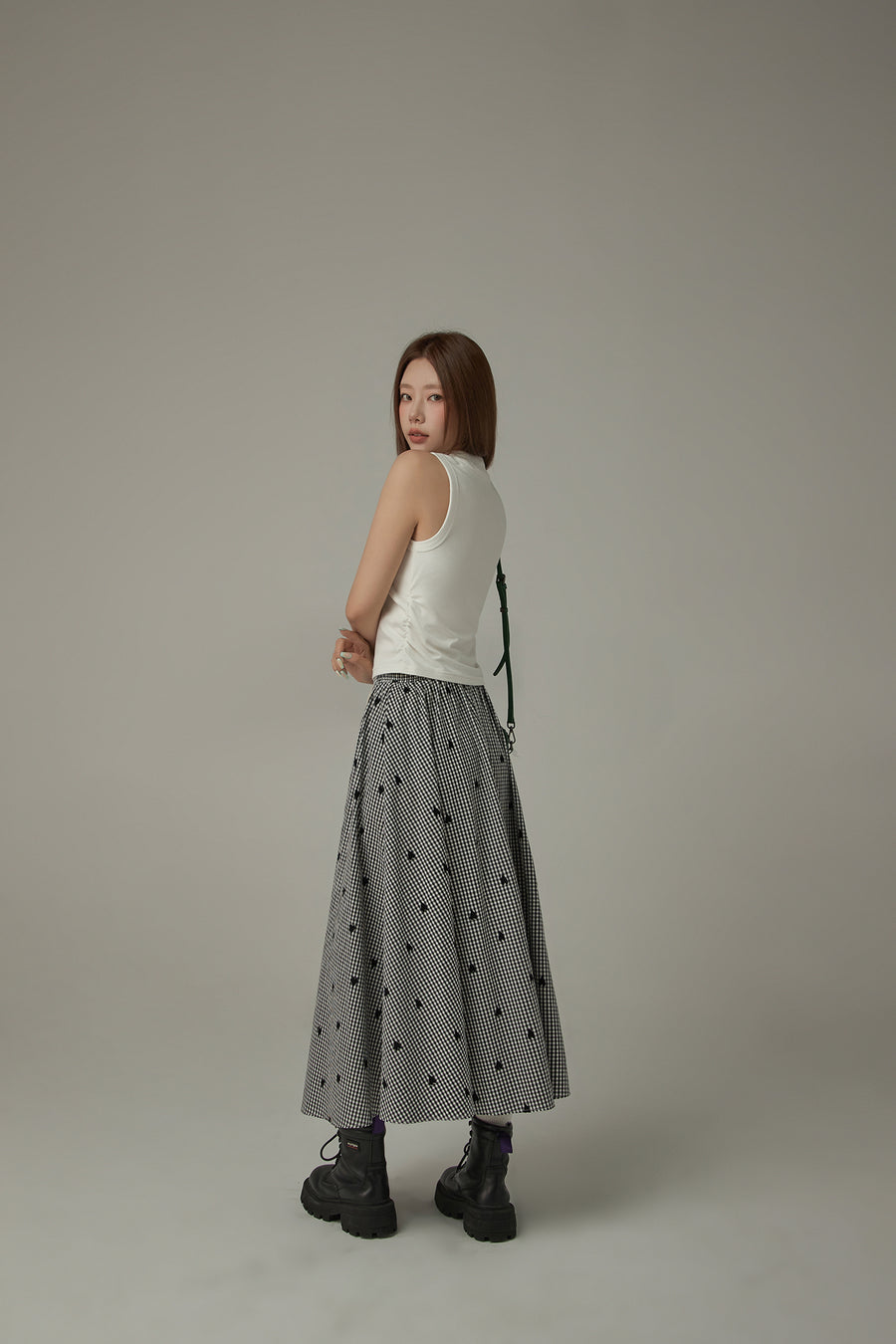 CHUU String Heart Check Long Skirt