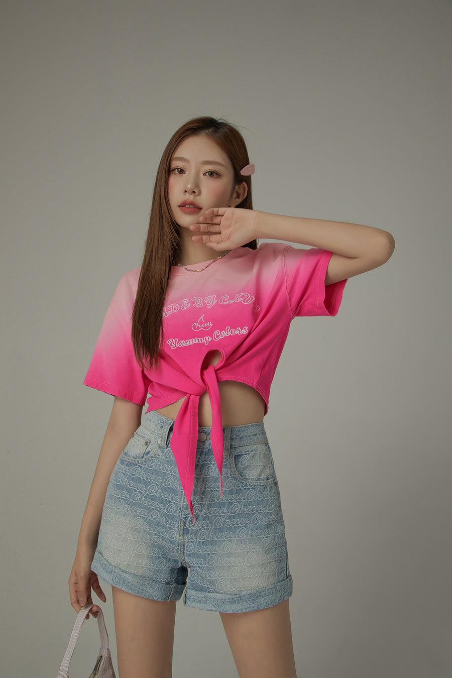 CHUU Gradient Short Sleeve Ribbon Tie Up Crop T-Shirt