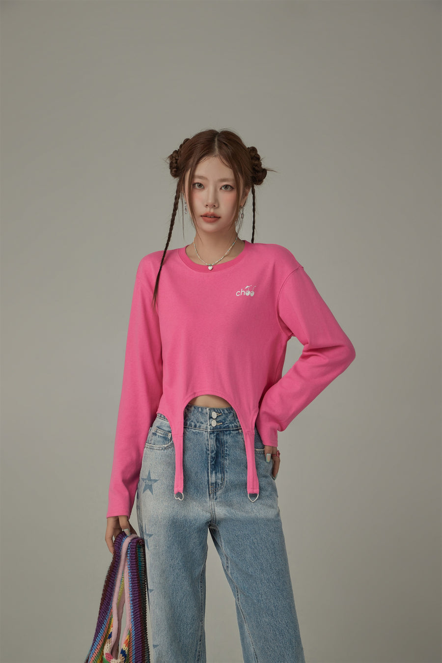 CHUU Cherry Bomb Garter Long Sleeves Sweatshirt