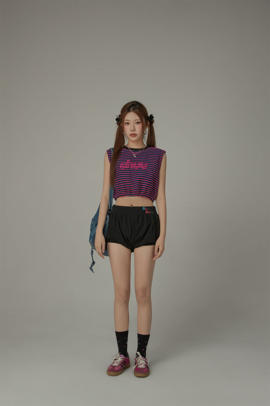 CHUU Multi Color Logo Embroidered Banded Shorts