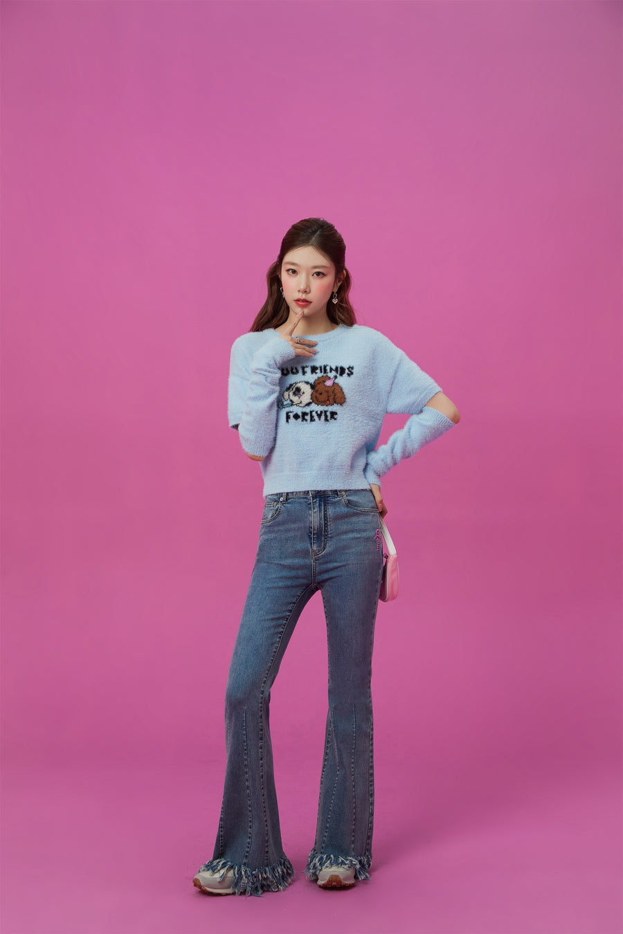 CHUU Puppy Character Cutout Knit Sweater