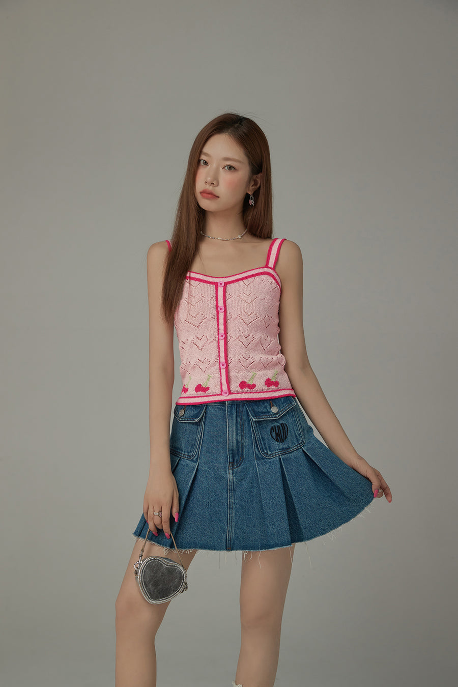 CHUU Dotted Hearts Color Lined Sleeveless Top