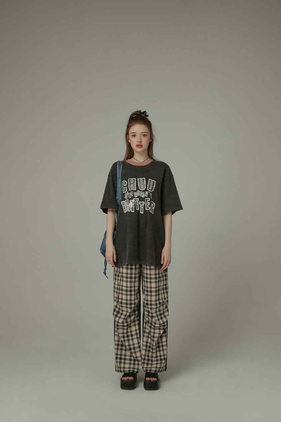 CHUU Checked Cargo Contrasting Color Casual Pants