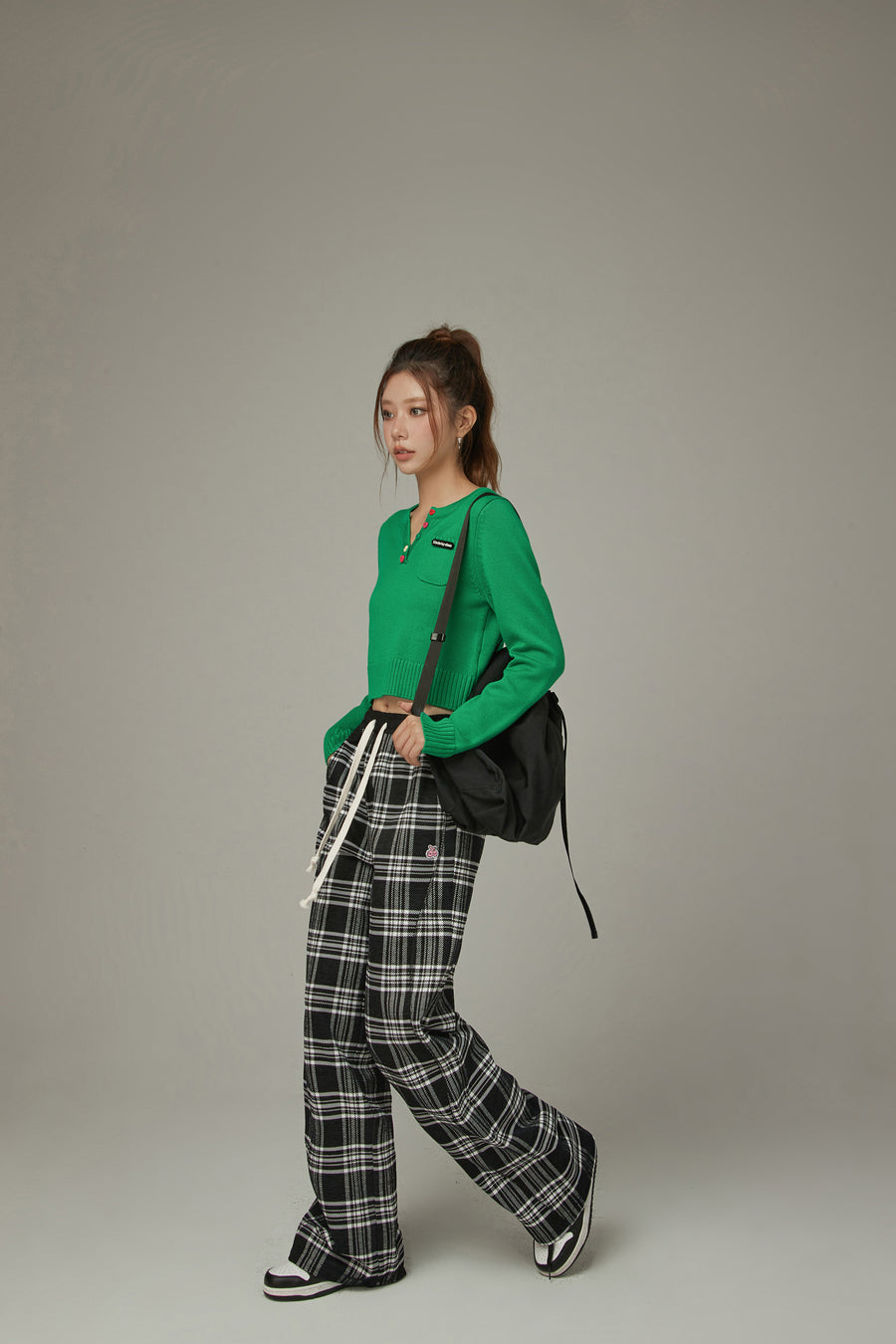 CHUU Daily String Check Pants