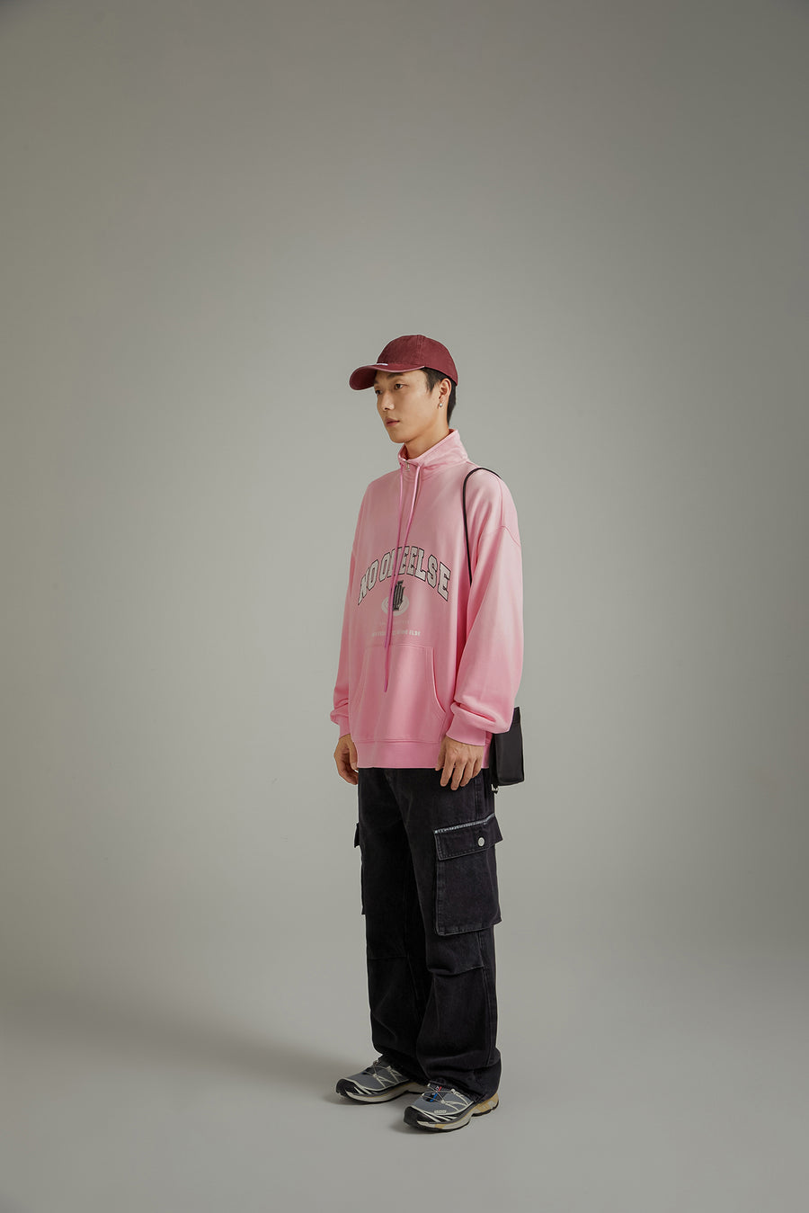 CHUU Logo Half Zip-Up Boxy Hoodie