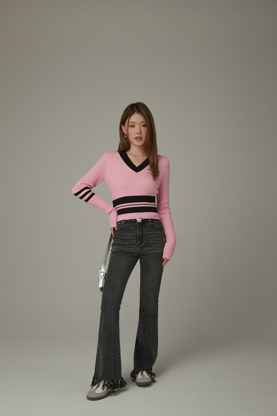 CHUU V-Neck Ribbed Knit Sweater