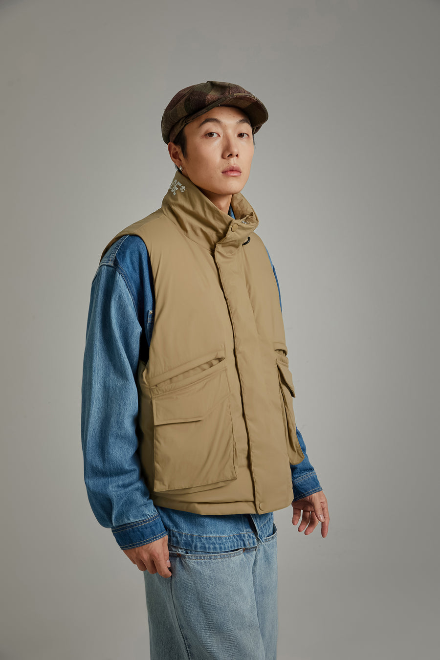 CHUU Big Pocket Padded Vest