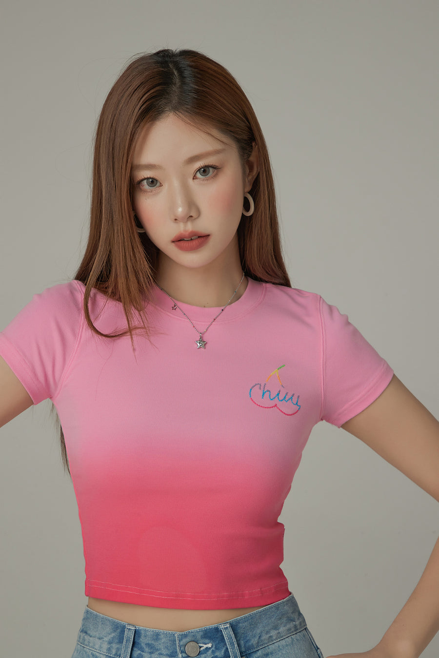 CHUU Gradient Round Neck Slim Short-Sleeved Cropped T-Shirt