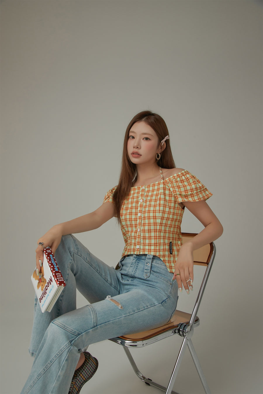 CHUU Side Garter Check Buttoned Yellow Blouse