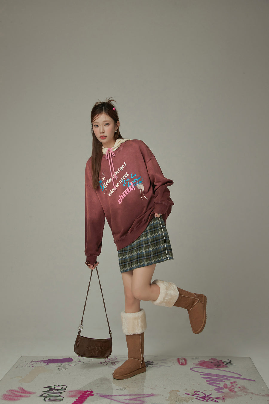 CHUU Logo Check Mini Skirt