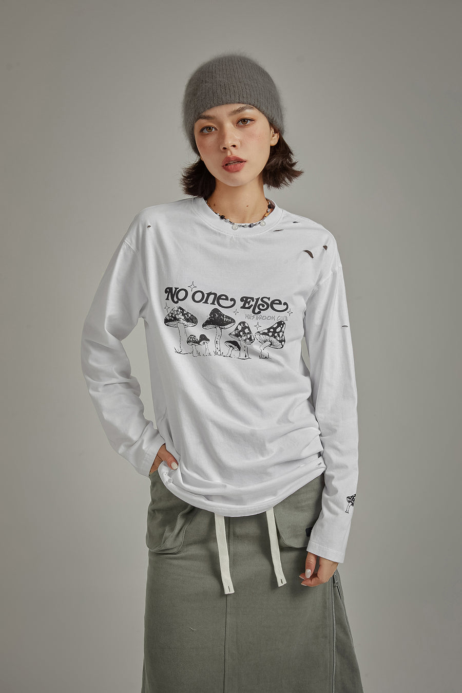 CHUU Logo Mushroom Long Sleeve T-Shirt