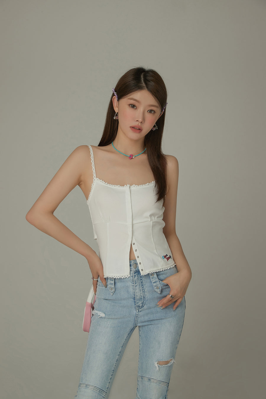 CHUU Embroidery Lace Sleeveless Top