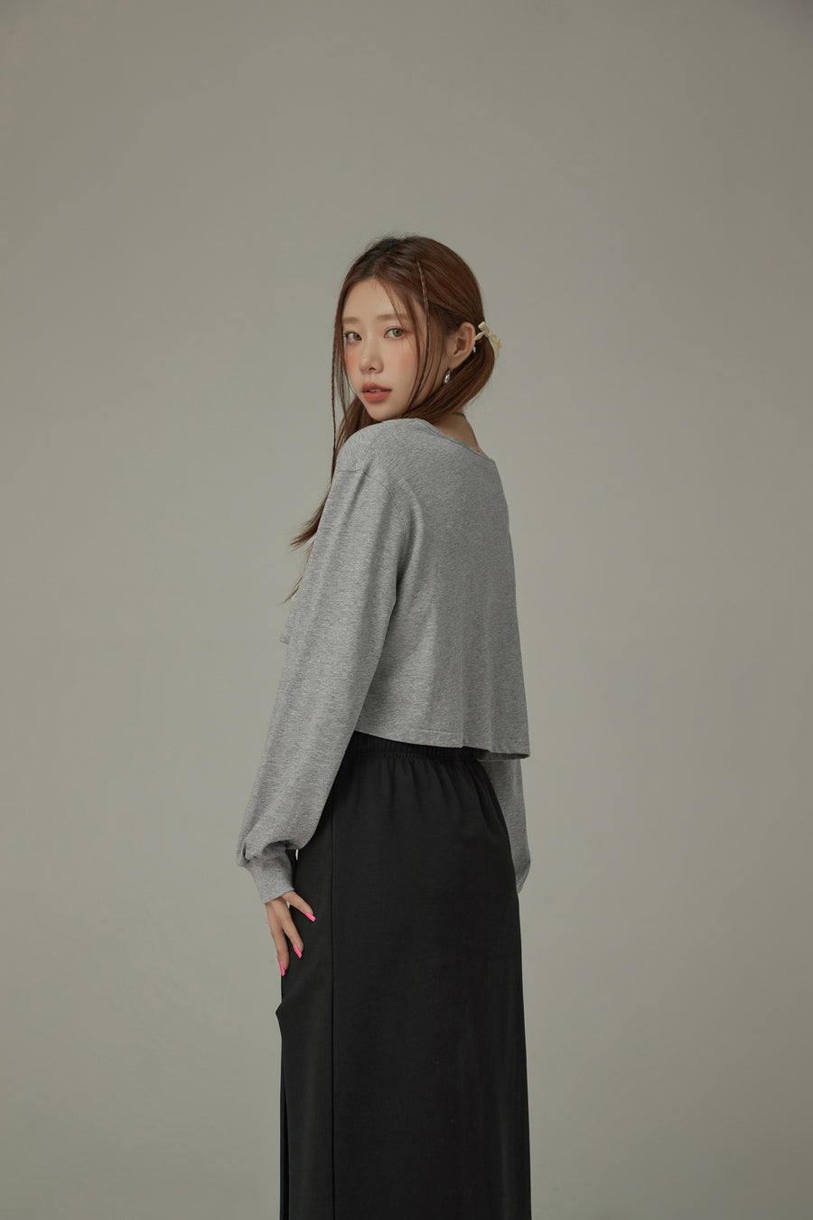 CHUU Color Matching Asymmetrical Layer Cropped T-Shirt