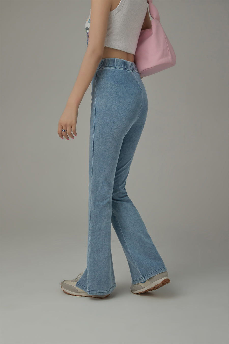 CHUU Elastic Waist Slit Semi Bootcut Pants