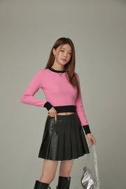 Color Lined Cropped Knit Top