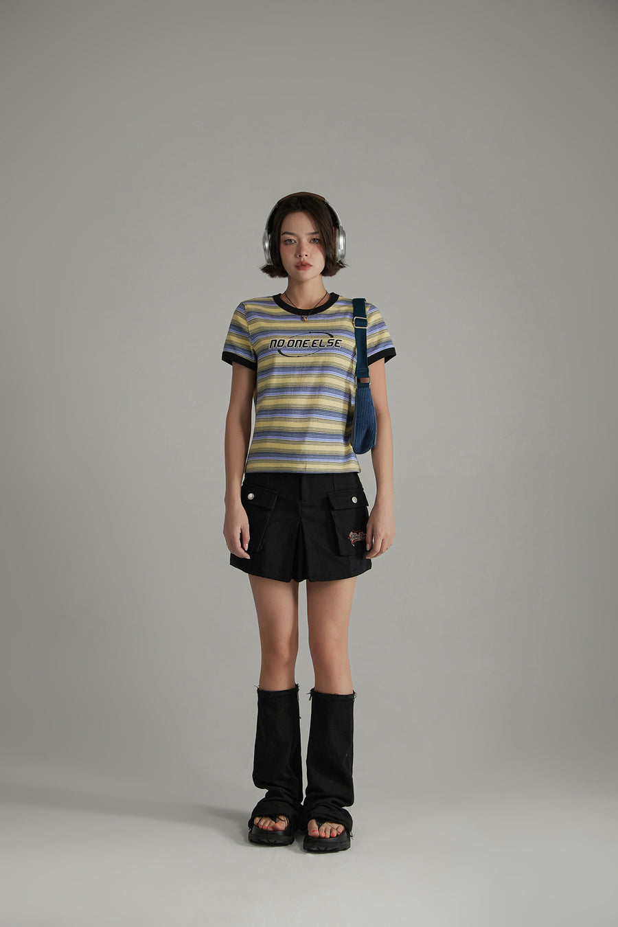 CHUU Noe Center Color Striped Short Sleeve T-Shirt