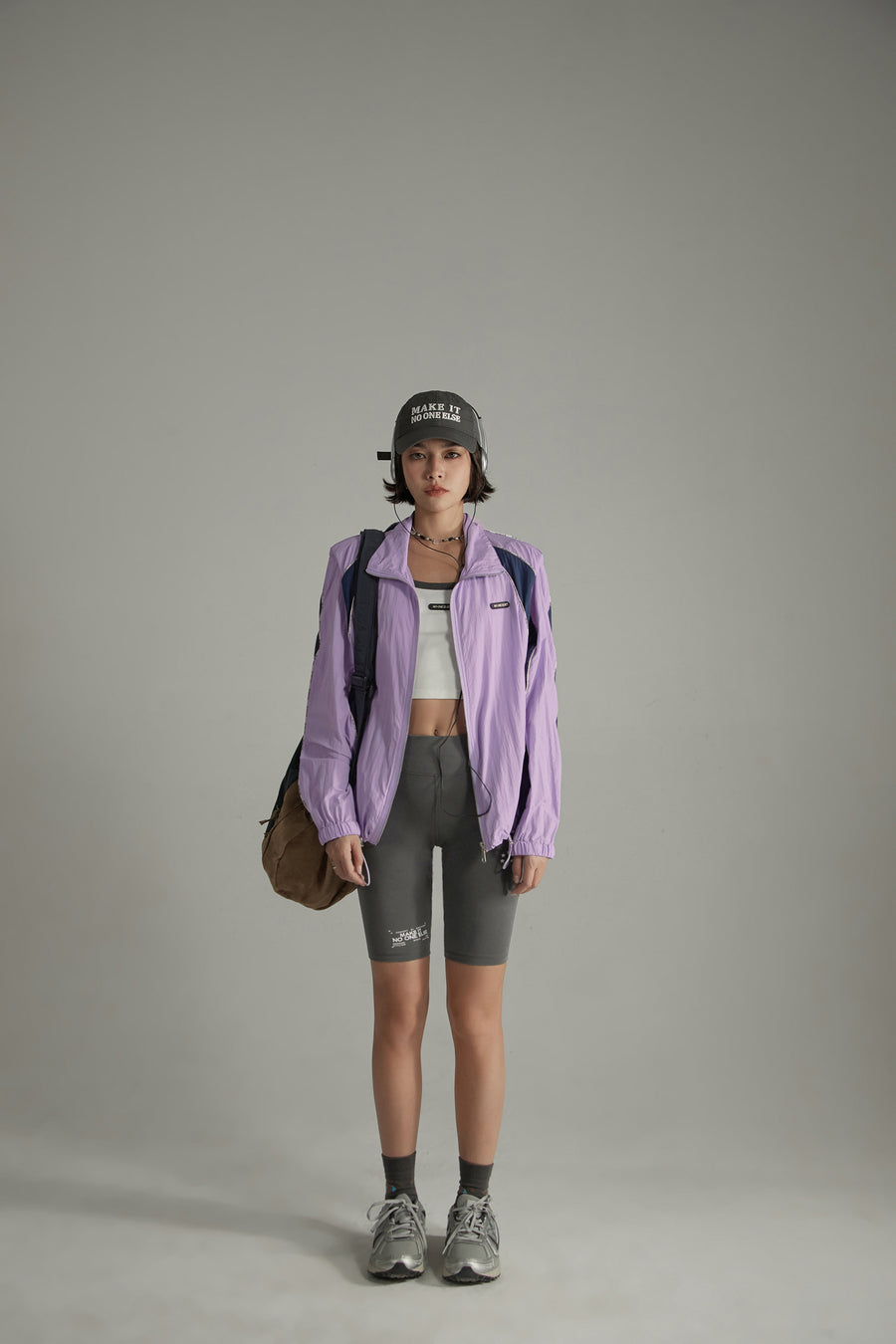 CHUU Colorblocked Boxy Sports Style Casual Drawstring Jacket