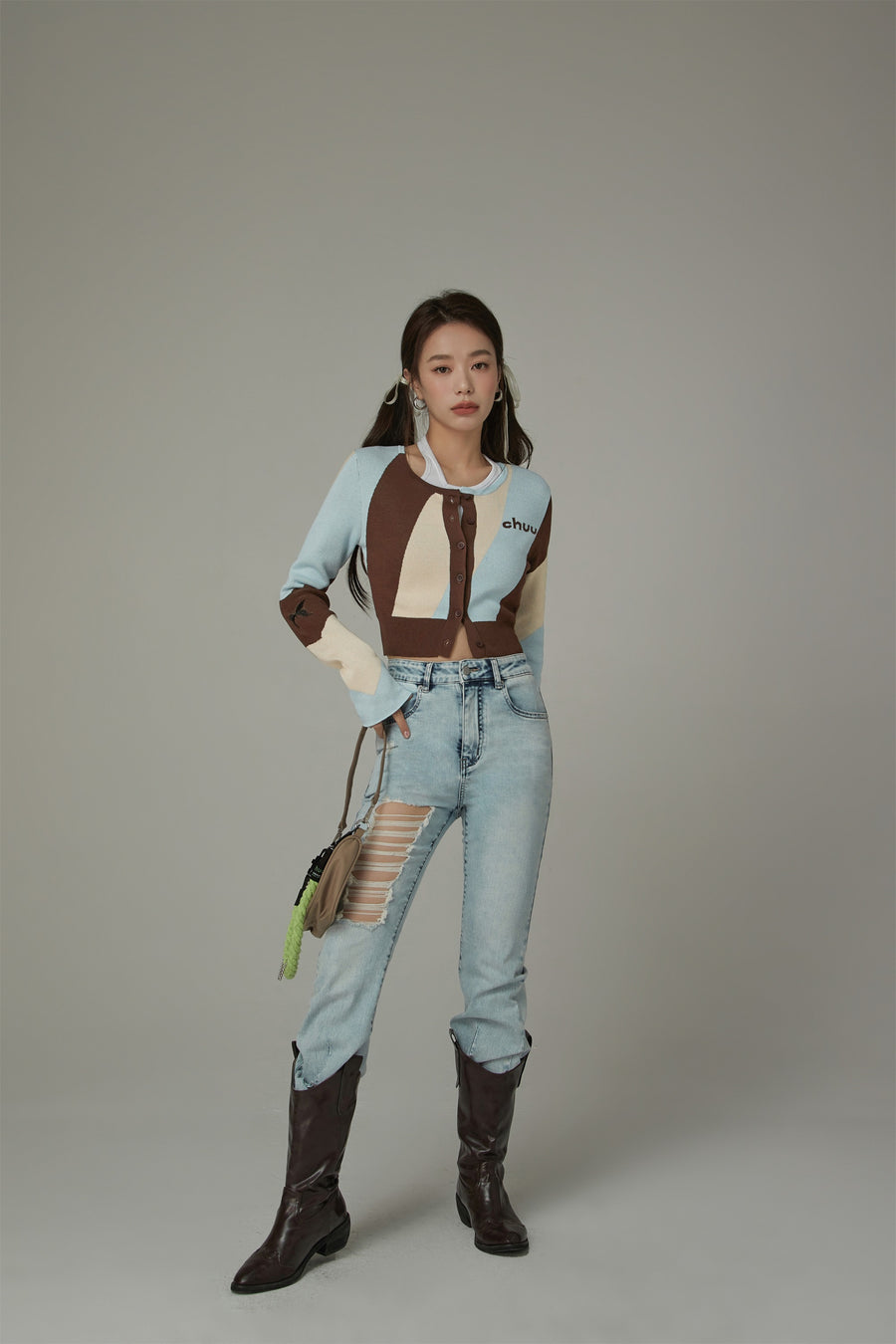 CHUU Distressed Rips Slit Denim Jeans