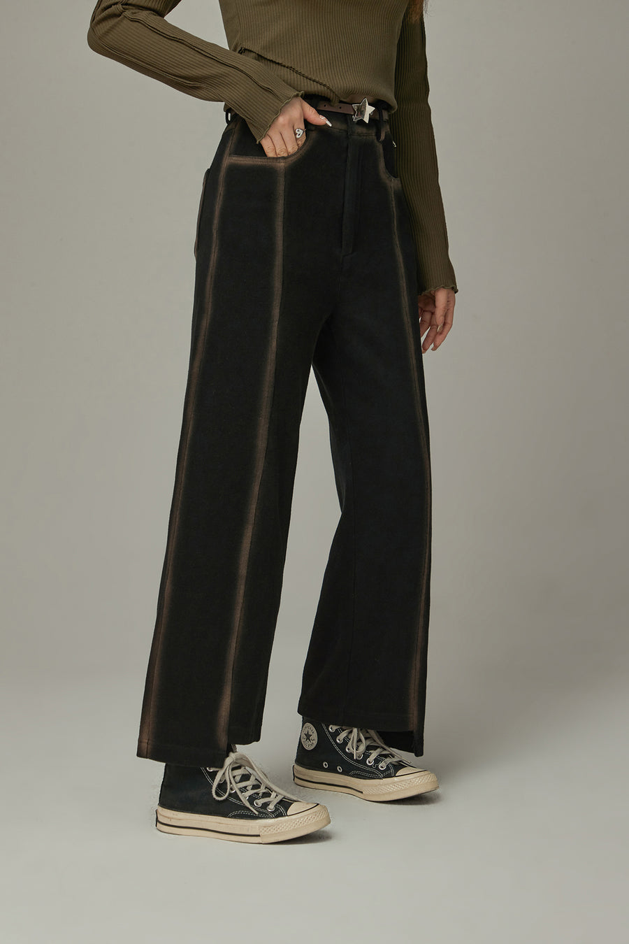 CHUU High Waist Printed Outlined Straight Pants