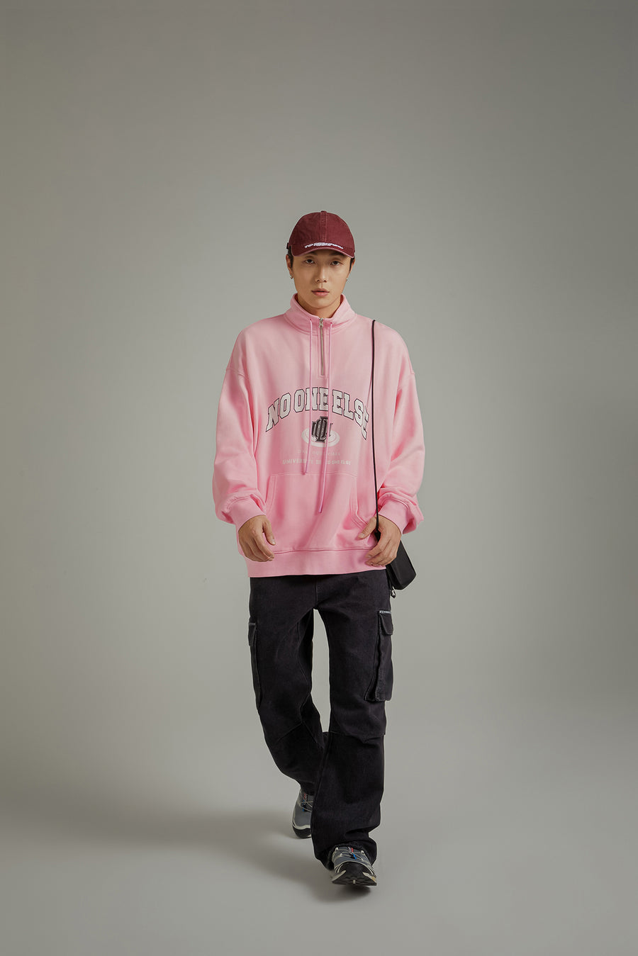 CHUU Logo Half Zip-Up Boxy Hoodie