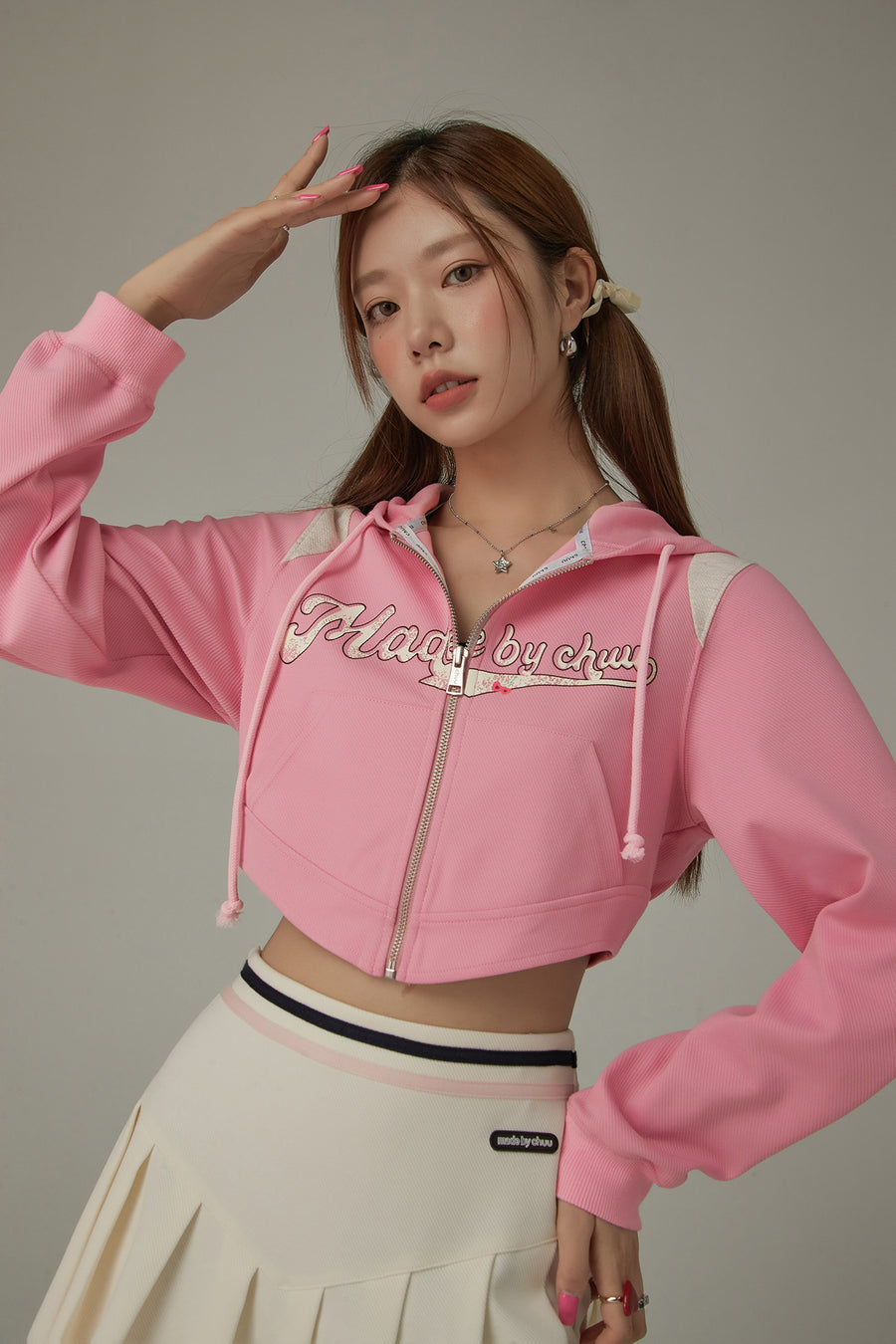 CHUU Lettering Cropped Sporty Zip-Up Hoodie