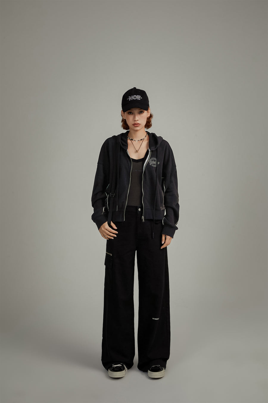 CHUU Frayed Sides Pocket Pants